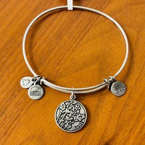 Alex and Ani Expandable Wire Bangle Bracelet - AUNT - New w/ tags